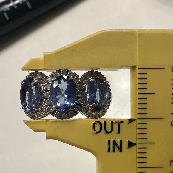 Tanzanite and white zircon ring in 925 sterling silver. Size 8 - Picture 7 of 7